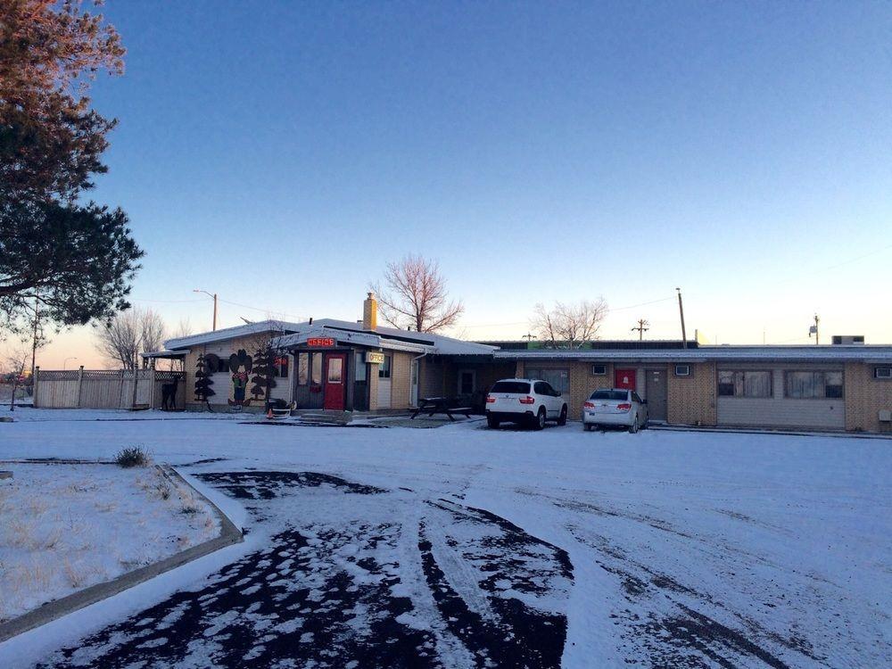 Ranchmen Motel Medicine Hat Exterior foto