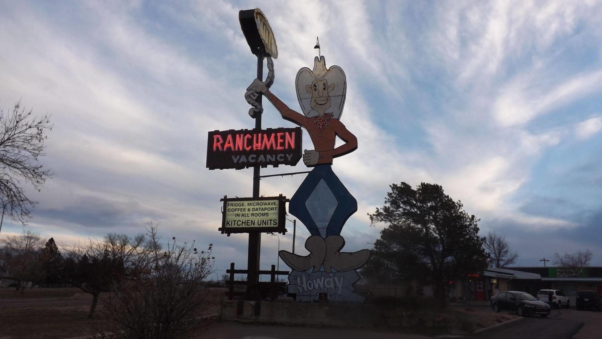 Ranchmen Motel Medicine Hat Exterior foto